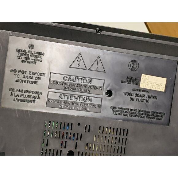 General Electric GE 7-4956B AM/FM Alarm Clock Radio Cassette Plays, No RW or FWD - Picture 7 of 10